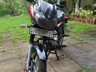 bajaj-discover-125st-2015