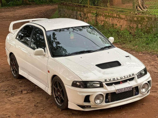 mitsubishi-lancer-evolution-iv