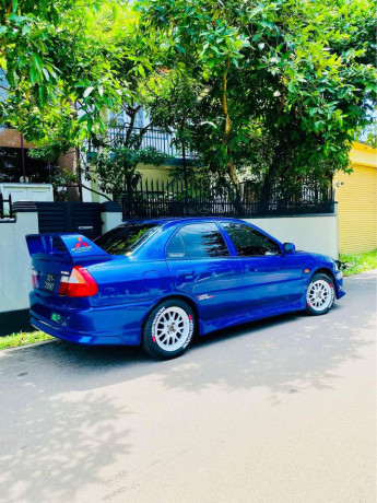 Mitsubishi Lancer Ck1 1999, Piliyandala