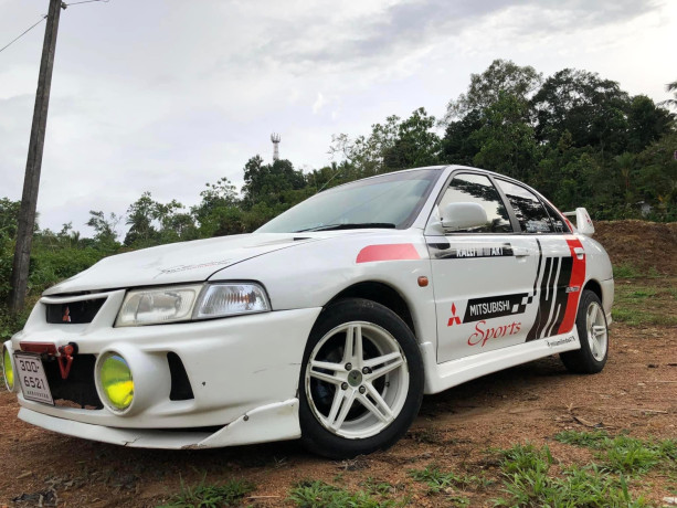 mitsubishi-lancer-ck2-big-2
