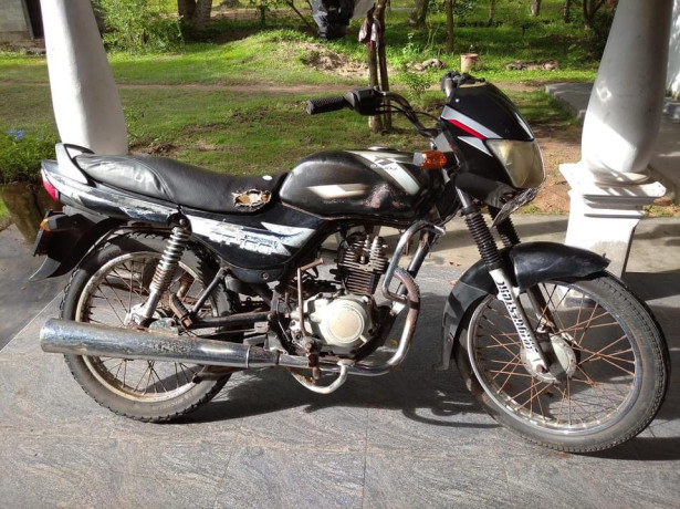 bajaj-ct100-2006-big-0