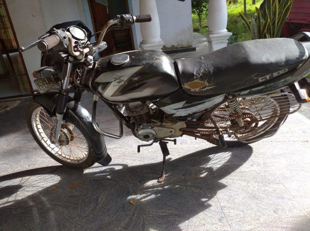 bajaj-ct100-2006-big-3
