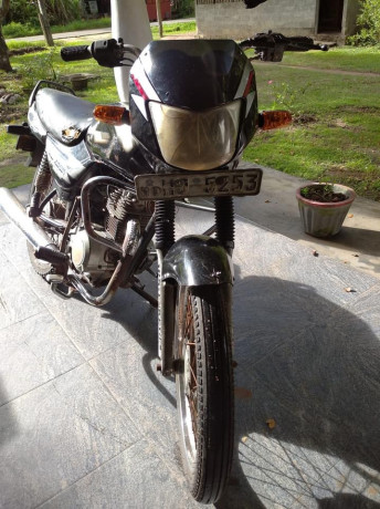 bajaj-ct100-2006-big-1