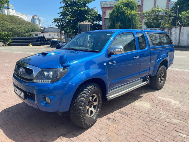 toyota-hilux-vigo-smart-cab-2010-big-1