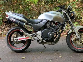 honda-hornet-250-2012