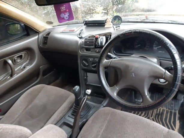 mitsubishi-galant-1994-big-3