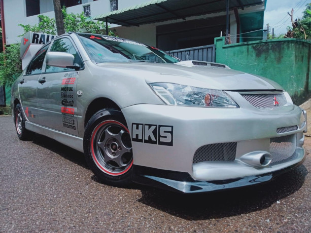 mitsubishi-lancer-cs1-2008-big-0