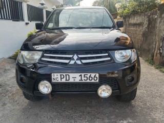 mitsubishi-l200-2011