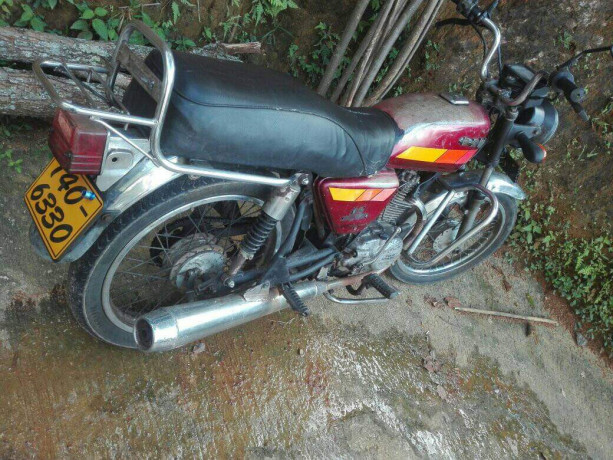 bajaj-boxer-for-sale-big-3