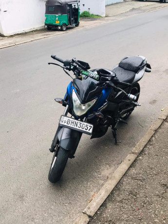 bajaj-pulsar-ns200-2019-big-2