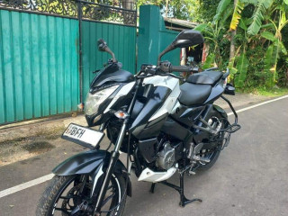 bajaj-pulsar-ns160-2017