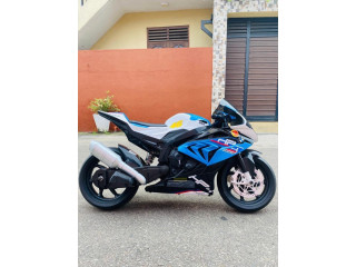 Bmw hp4 race 12v battery electric motorbike
