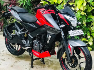 bajaj-pulsar-ns200-2019