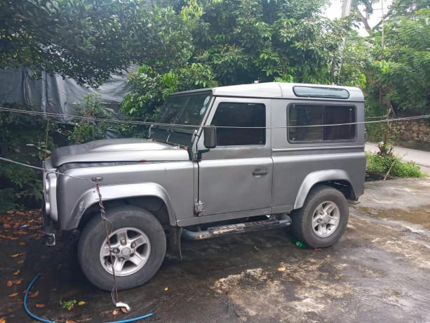 land-rover-defender-90-big-1