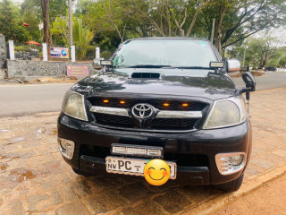 toyota-hilux-vigo-2007