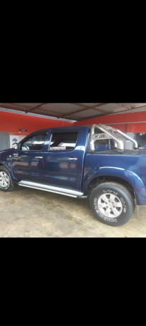 toyota-hilux-vigo-2008-big-0