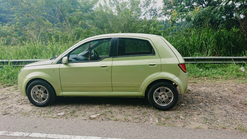 proton-savvy-2005-big-1