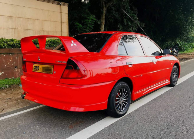 mitsubishi-lancer-ck1-1997-big-3