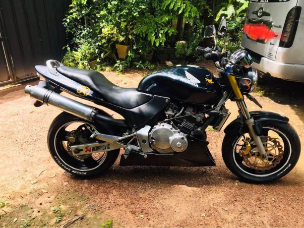 honda-hornet-ch100-2007-big-0