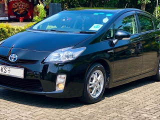 toyota-prius-2010