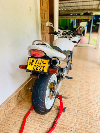 honda-hornet-ch130-2012-big-2