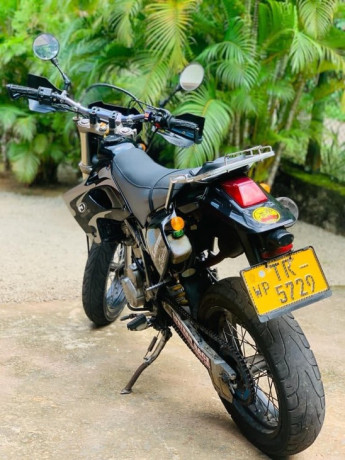kawasaki-dtracker-250-2007-big-2