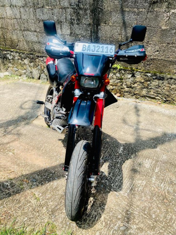 kawasaki-dtracker-250-2013-big-3