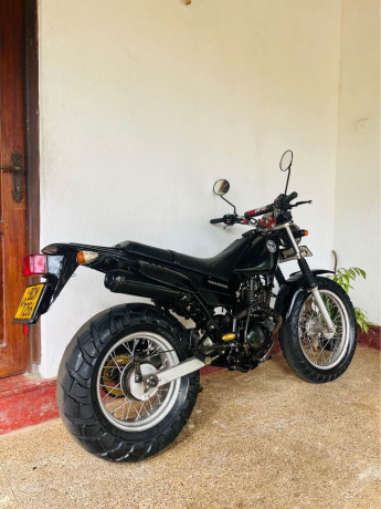 yamaha-tw-200-2015-big-4