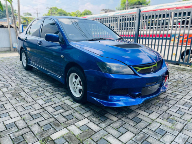 mitsubishi-lancer-cs1-2003-big-1