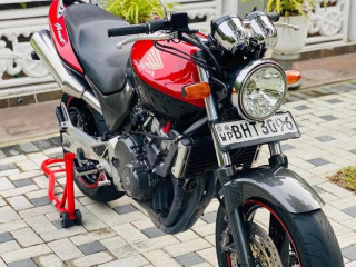 honda-hornet-ch140-2019