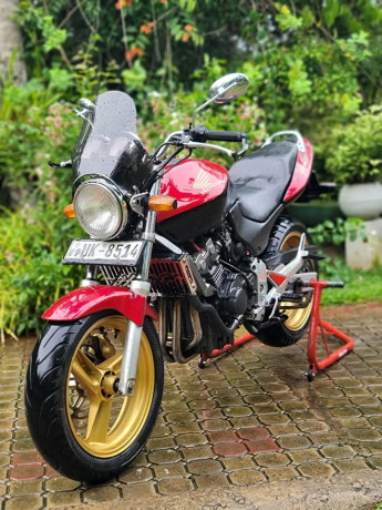 honda-hornet-ch130-2008-big-1