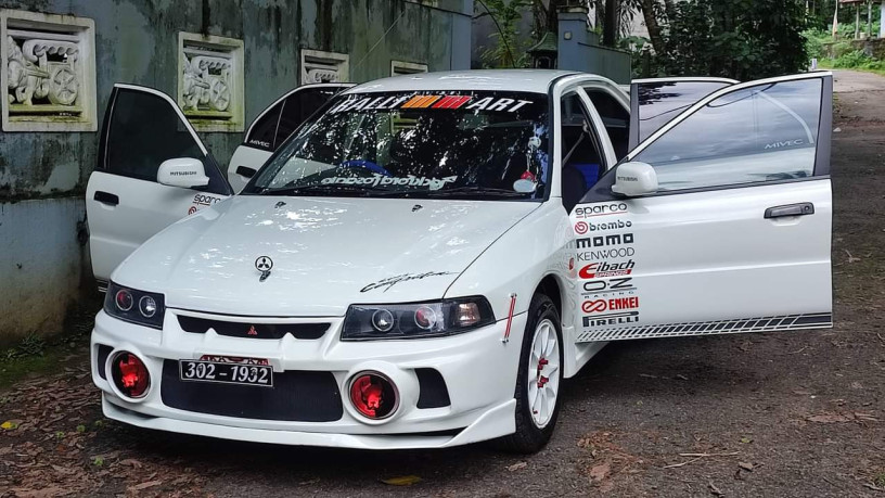 mitsubishi-lancer-ck1-big-1