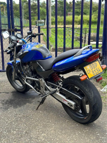 honda-hornet-250-ch125-big-1