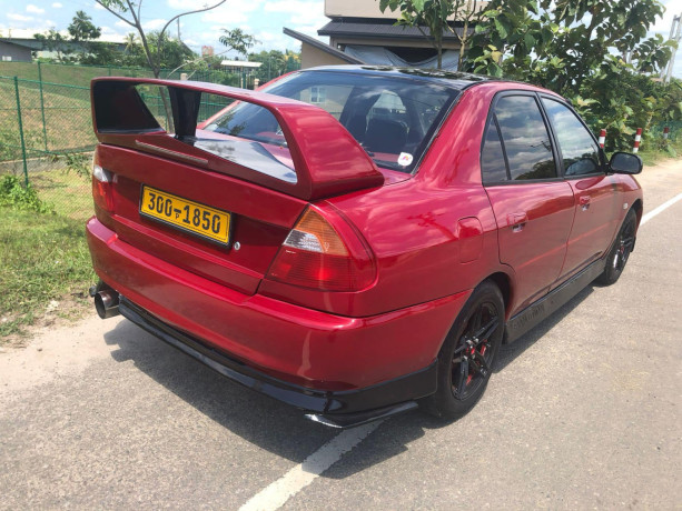 mitsubishi-lancer-ck1a-big-4