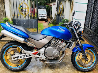 honda-hornet-250-ch115