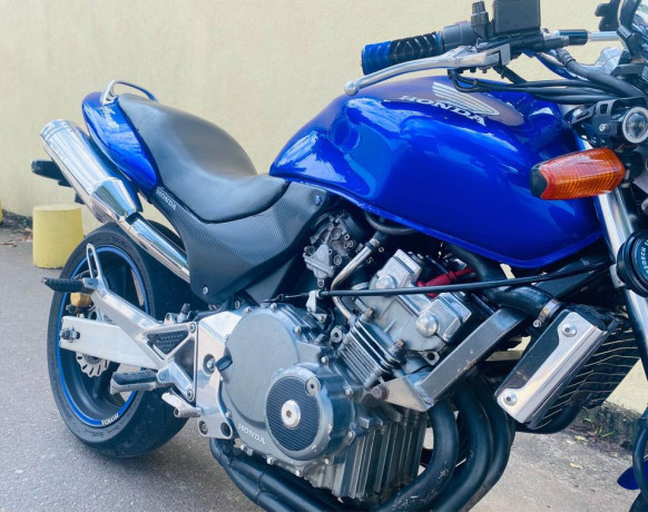 honda-hornet-250-ch115-big-3