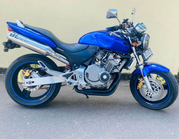 honda-hornet-250-ch115-big-0