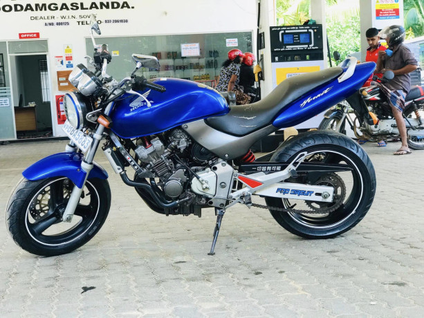 honda-hornet-250-ch115-big-0