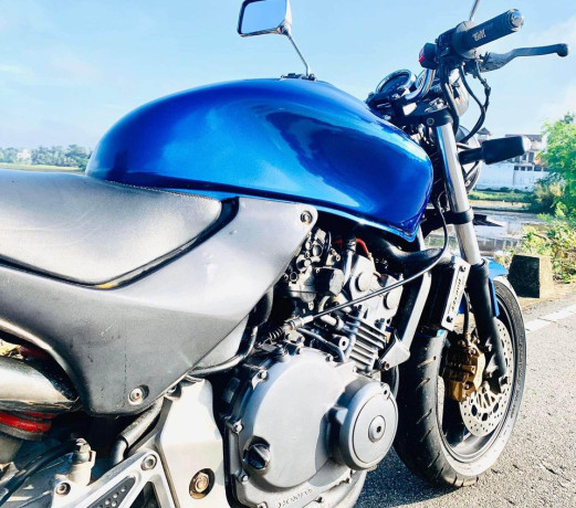 honda-hornet-250-ch150-big-4