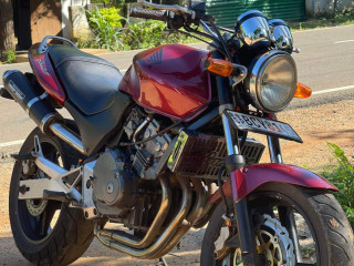 honda-hornet-250-ch110