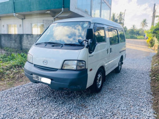 mazda-bongo-van-2007