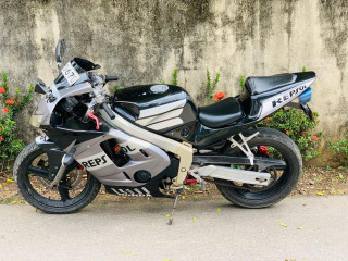 honda-cbr-250-mc19