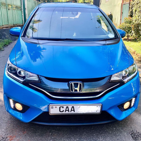 honda-fit-gp5-2013-big-1