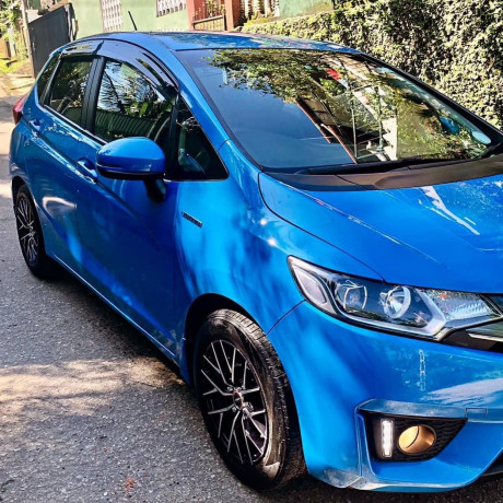honda-fit-gp5-2013-big-3