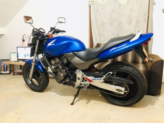 honda-hornet-250-ch115