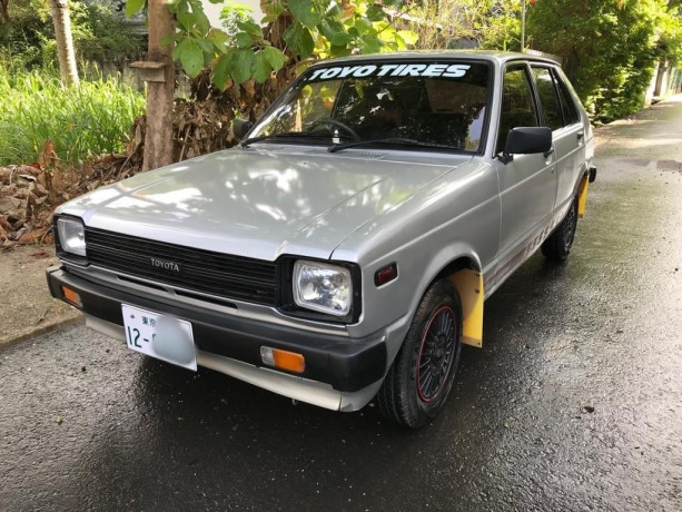 toyota-starlet-1981-big-0