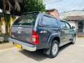toyota-hilux-2011-small-2