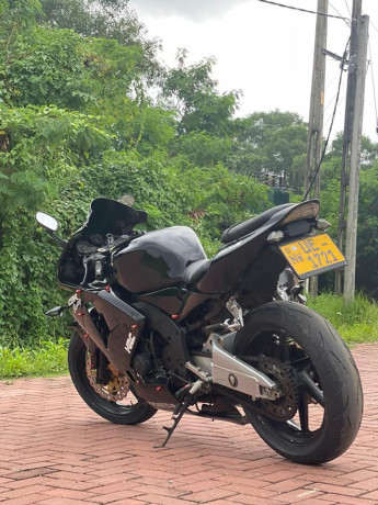 honda-cbr-250-gullarm-2008-big-2