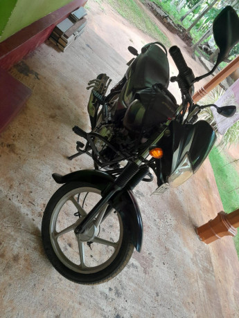 bajaj-platina-100-2017-big-1