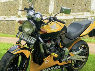 honda-hornet-250-ch115